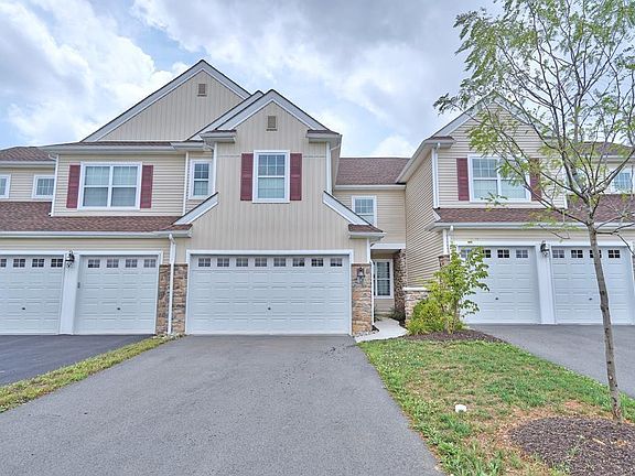 5th image of 869 Iron Ln