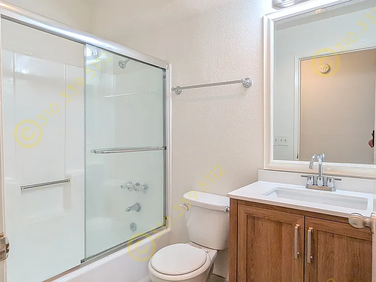10742 Lawler St #3 — Photo 12