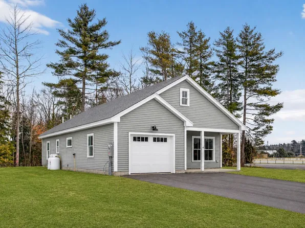 4 Brightons Way, Poland, ME 04274