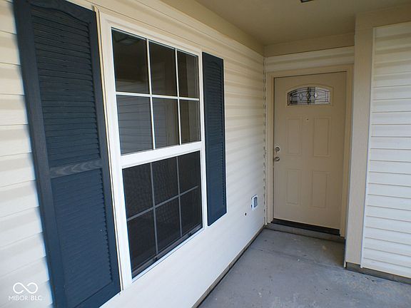 5th image of 639 Deer Trail Dr