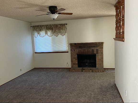 3rd image of 5053 Deerpark Cir