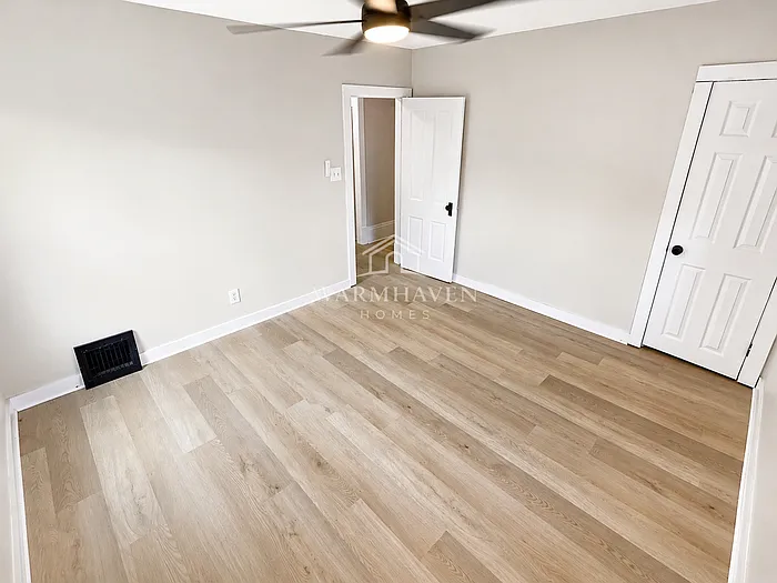402 Hall Ave — Photo 12