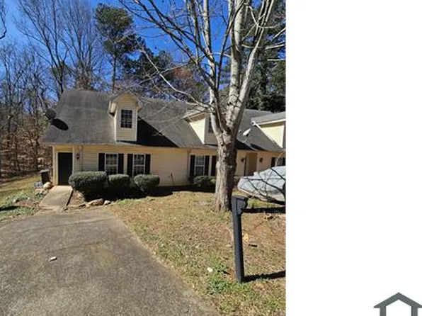 6848 S Lakewood Ter, Douglasville, GA 30135