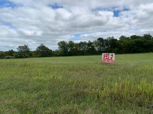 2122 Cardinal Ln, Dixon, IL 61021