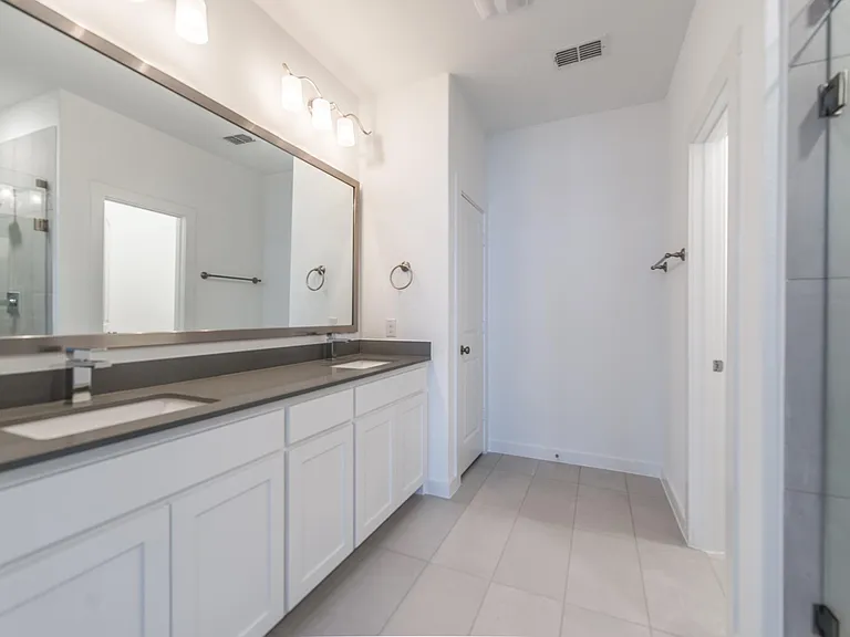 1540 Navasota Trl — Photo 14
