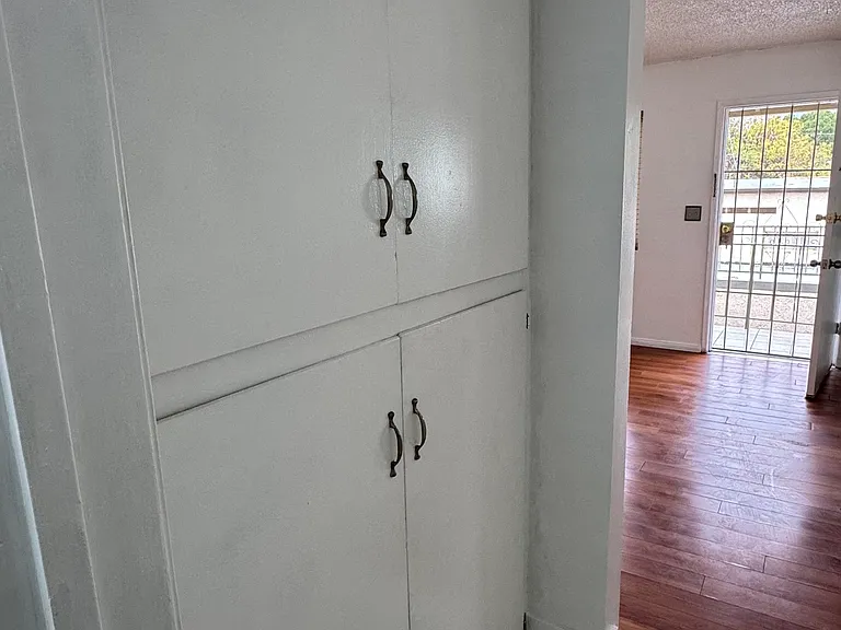 2484 Mohawk St #2 — Photo 7