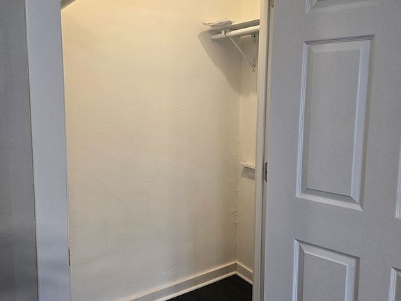 4th image of 6540 N Glenwood Ave APT 301