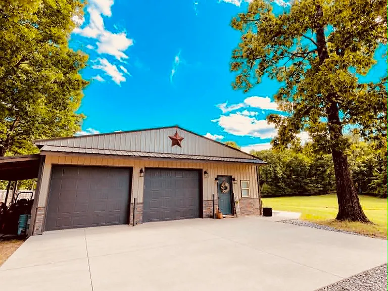 6121 Red Bud Ln — Photo 9