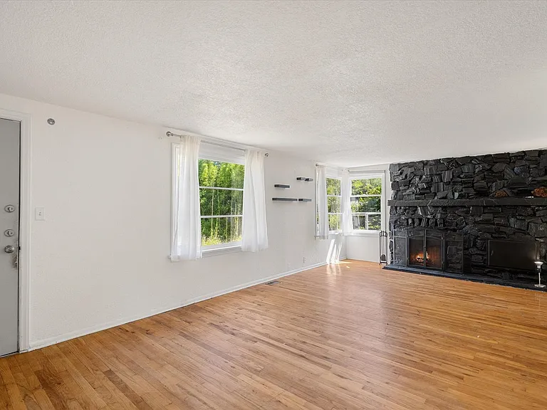 The fireplace is decorative only.