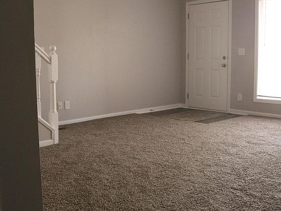 3rd image of 8 Glenview Dr