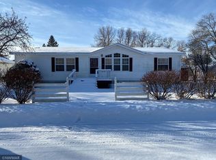 311 3rd St NW, Fosston, MN 56542