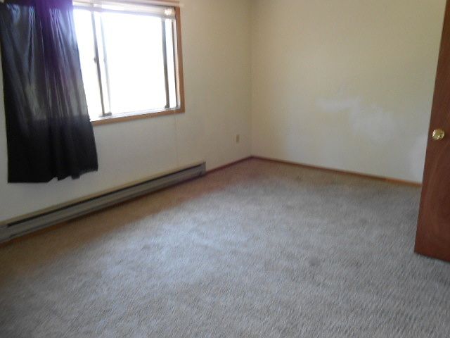 2nd image of 752 Elder Ct