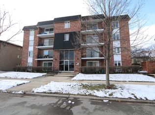 11012 Kilpatrick Ave APT 4SW, Oak Lawn, IL 60453