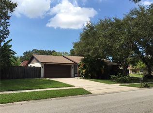 12906 Cumberland Dr, Largo, FL 33773