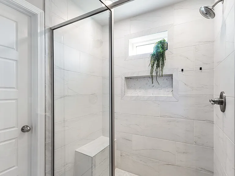 2433 Bucklin Dr — Photo 36