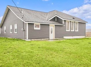 7564 Thirteen Mile Rd NE, Rockford, MI 49341