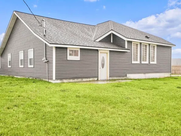 7564 Thirteen Mile Rd NE, Rockford, MI 49341