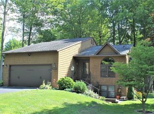3427 Grey Birch Dr, Baldwinsville, NY 13027