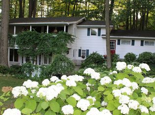 2115 Lapo Rd, Lake Odessa, MI 48849