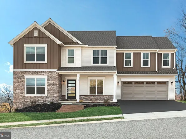 117 Copper Ridge Dr, Newmanstown, PA 17073