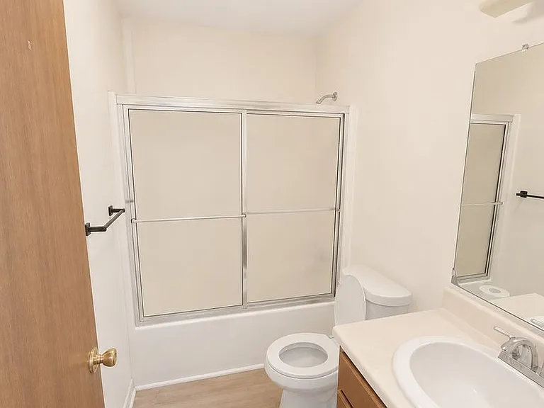 116 Mimosa Dr — Photo 8