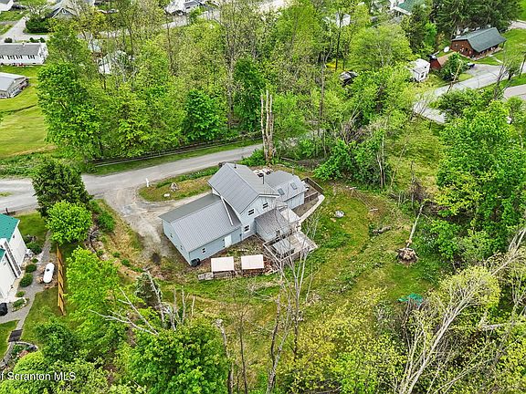 4th image of 151 3rd Ave
