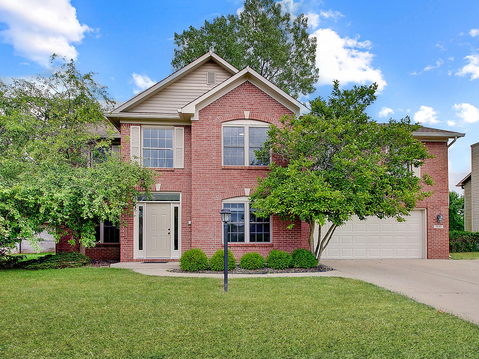 7637 Shannon Lakes Way, Indianapolis, IN 46217 Zillow
