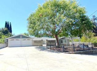 725 E Alvarado St, Fallbrook, CA 92028