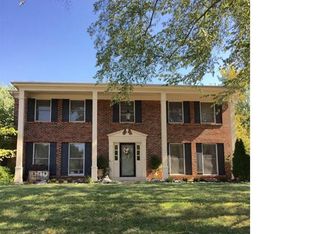 1606 Tradd Ct, Chesterfield, MO