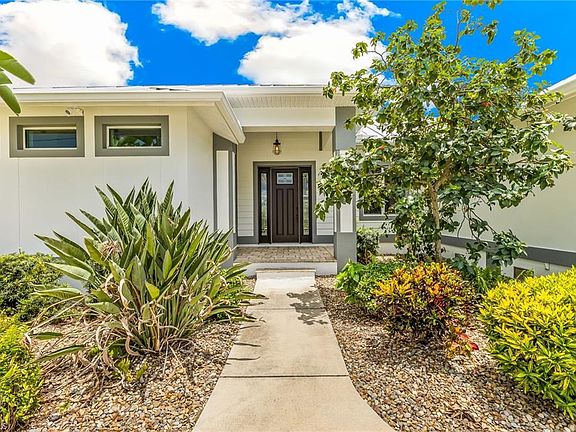 3rd image of 2477 Sierra LN