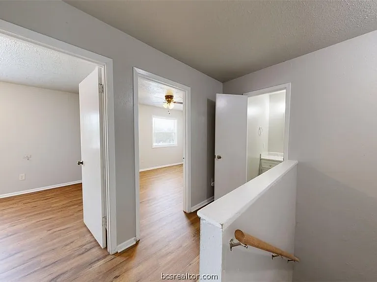 1327 Airline Dr — Photo 10