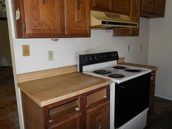 5th image of 212 Lake Tahoe Dr