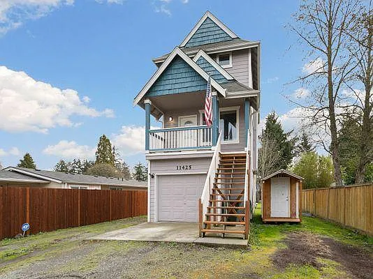 11425 A St S — Photo 3