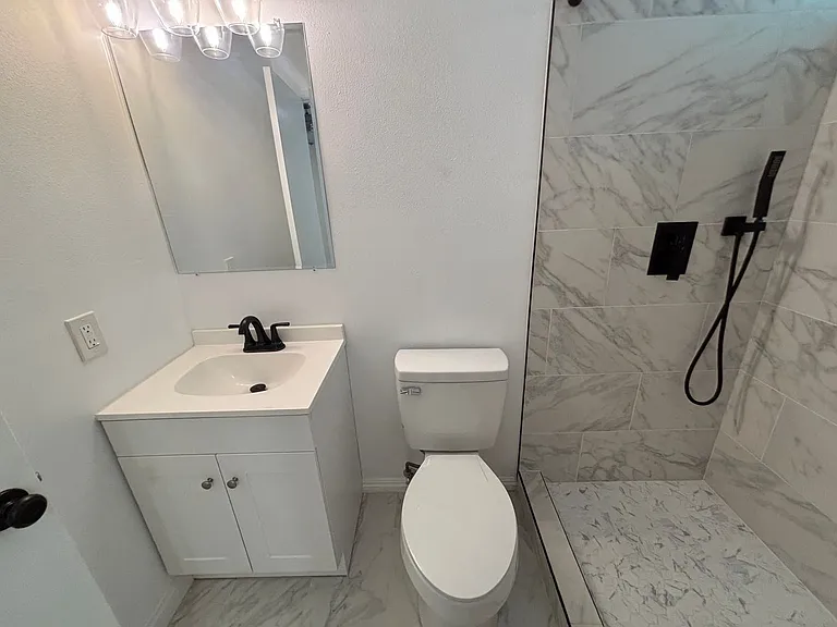 19713 Ray Cir — Photo 18