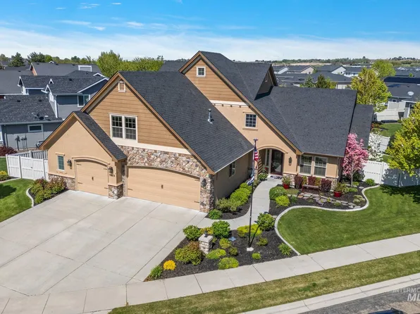 1913 N Water Heights Way, Star, ID 83669