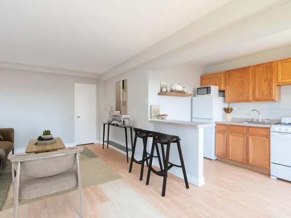 851 Hinman Ave #508, Evanston, IL 60202