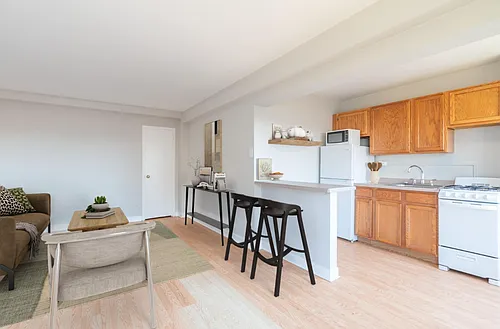 852 Hinman Ave #508 Photo 1