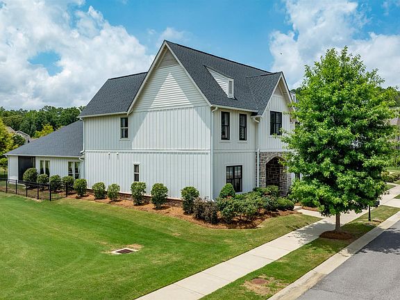 3rd image of 4559 Jessup Ln