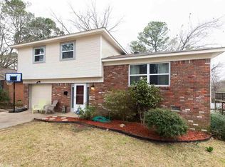 12 Tomahawk Rd, Little Rock, AR 72205