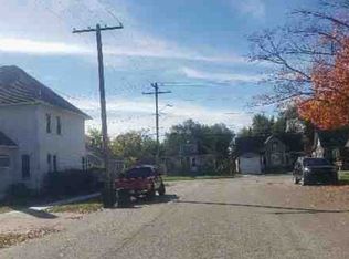 227 W Rutsen St, Rensselaer, IN 47978