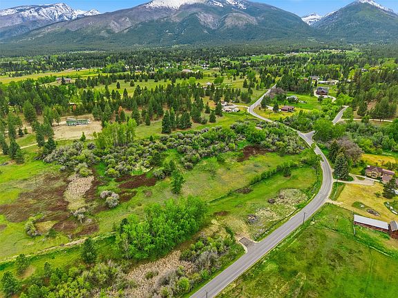3rd image of 127 Blodgett Camp Rd