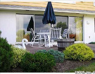 3rd image of 140 Lewis Ave