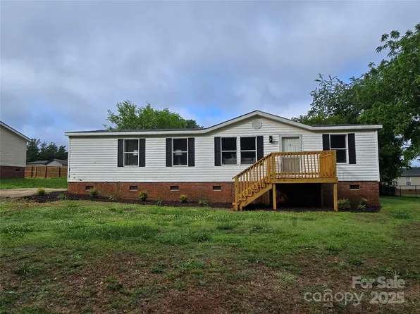 5010 Hemphill Rd, Gastonia, NC 28056