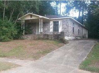 2517 N Pinecliff Ct, Mobile, AL 36605