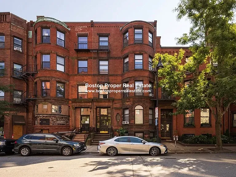 497 Beacon St #9 — Photo 13