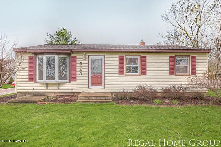 1st image of 5943 Pine Island Dr NE