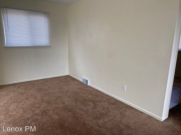 3rd image of 17489 Allen St