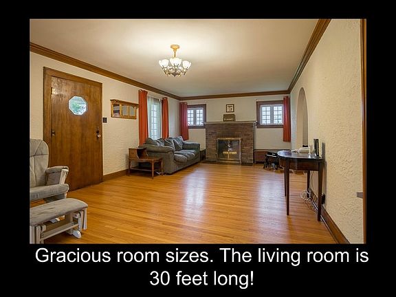 3rd image of 709 S Lee St
