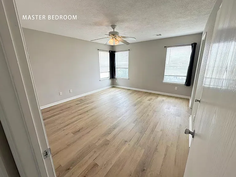 20759 Cypress Crescent Ln — Photo 11