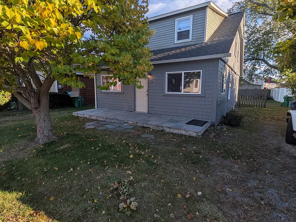 70 Walton Ave